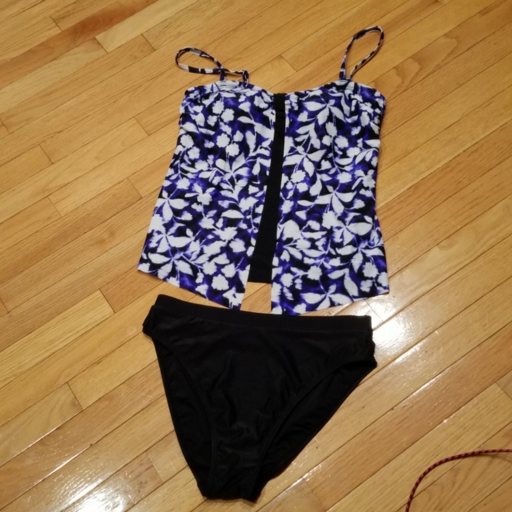 Tankini bathing suit size 14